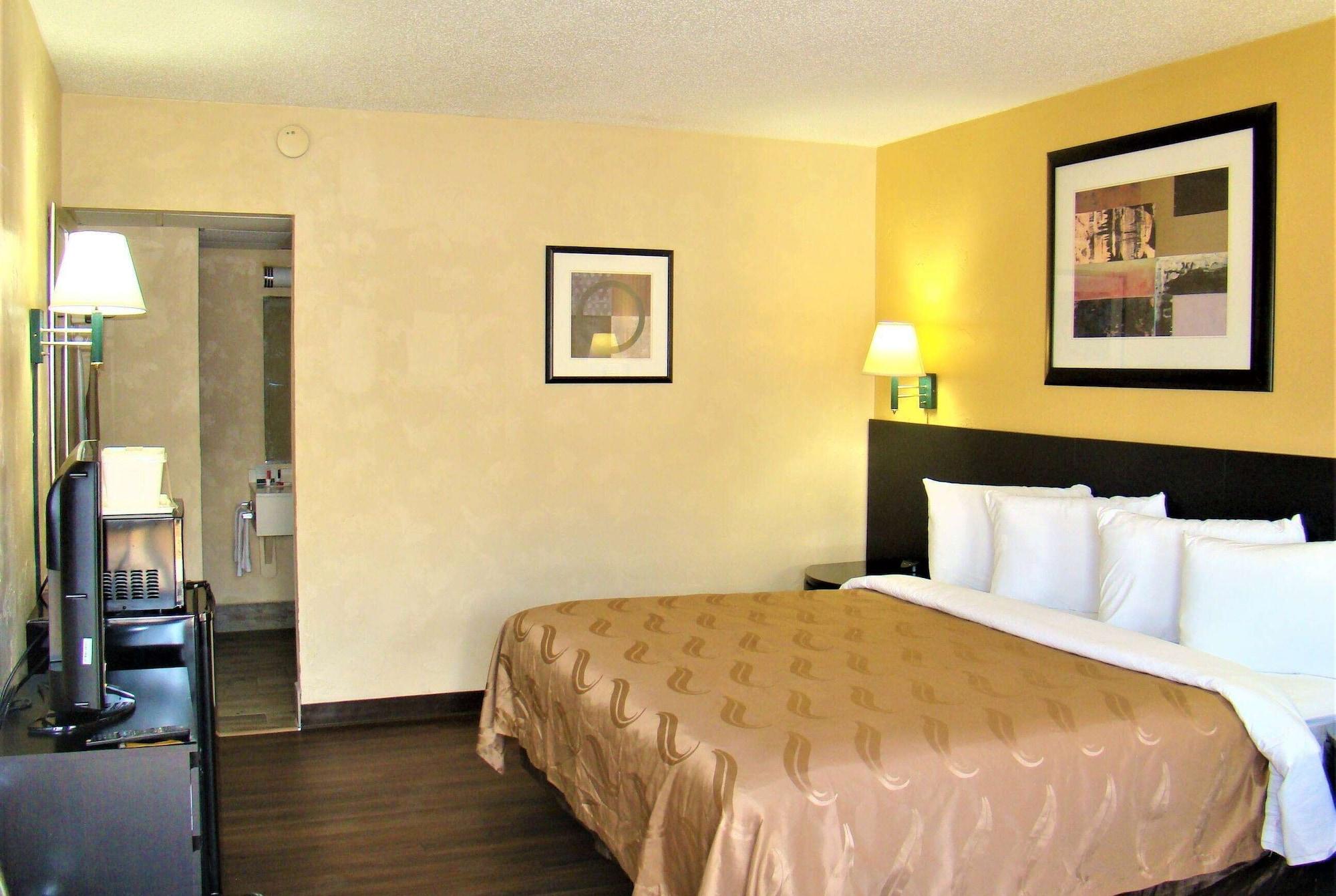 Baymont By Wyndham Front Royal Near Shenandoah National Park Hotell Exteriör bild